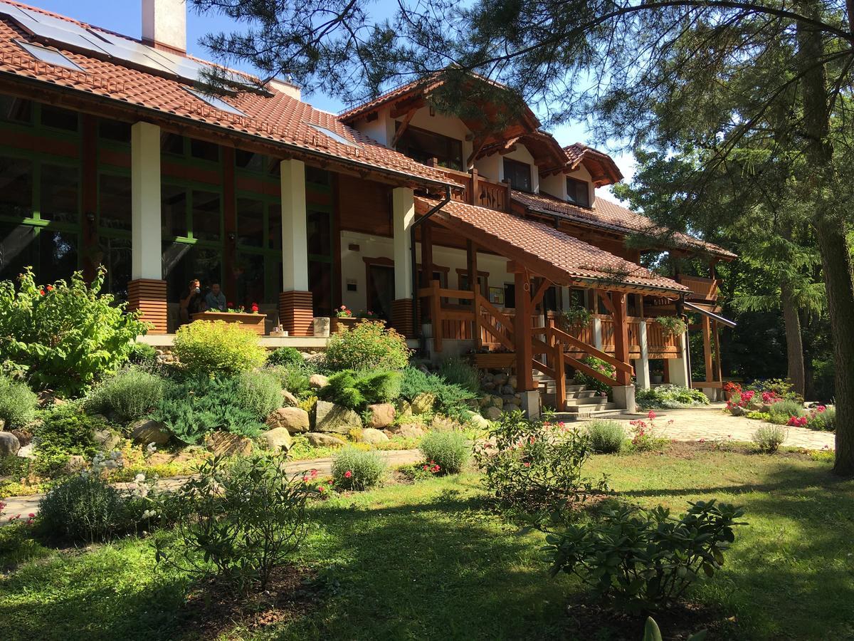 Stajnia Sarnowek Nad Jeziorem Rozany Rozajny Wielkie Bagian luar foto